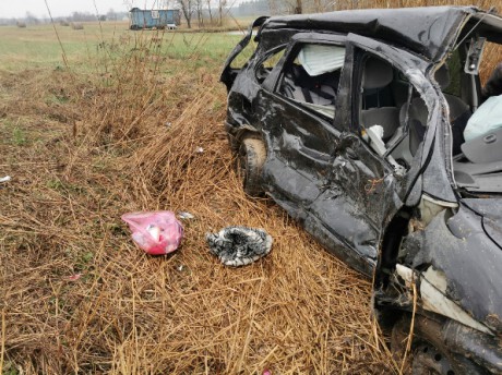 Wypadek w gminie Łopuszno. Dwuletnia dziewczynka w ciężkim stanie w szpitalu