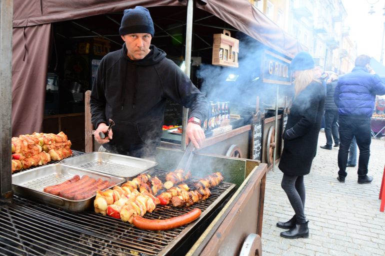 [FOTO] Jarmark Regionalny i zlot foodtrucków na ul. Sienkiewicza