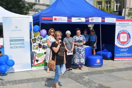 „Są pacjenci, którzy dzięki takim piknikom żyją” – darmowe badania na kieleckim Rynku