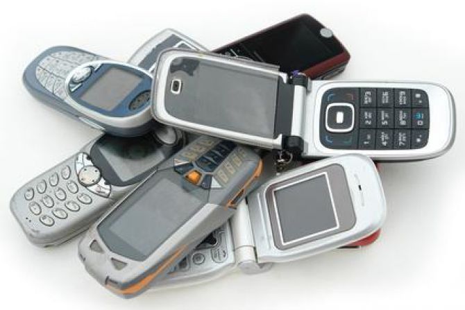 Pozbądź się zużytego telefonu, pomóż potrzebującym