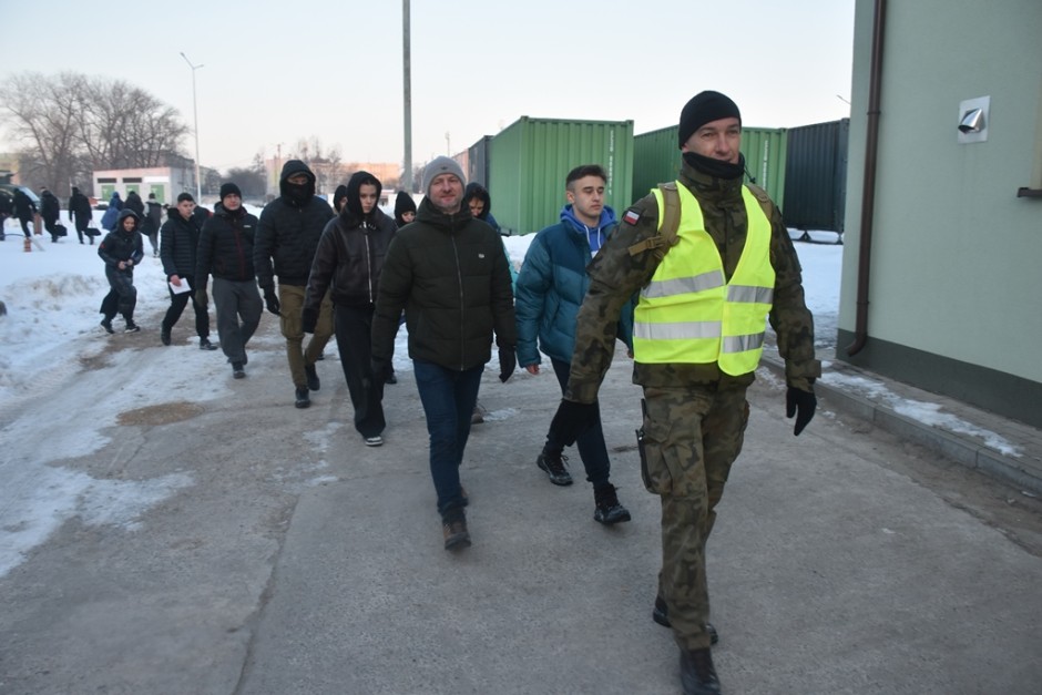 Ferie w koszarach. Terytorialsi rozpoczęli szkolenie