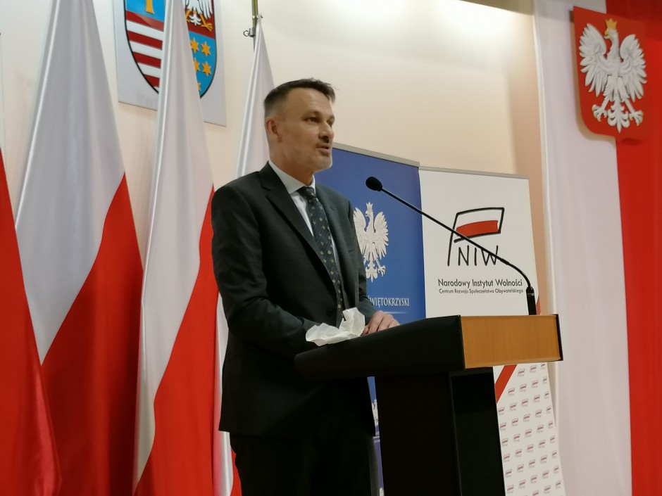 Rząd wpiera inicjatywy lokalne