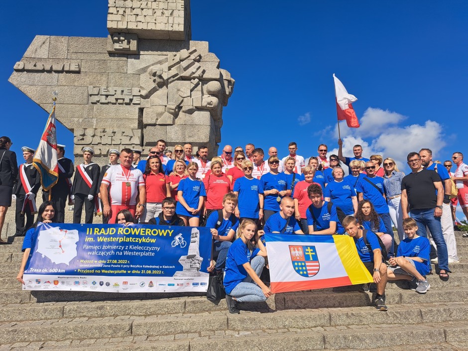 Rowerzyści z Kielc dotarli na Westerplatte