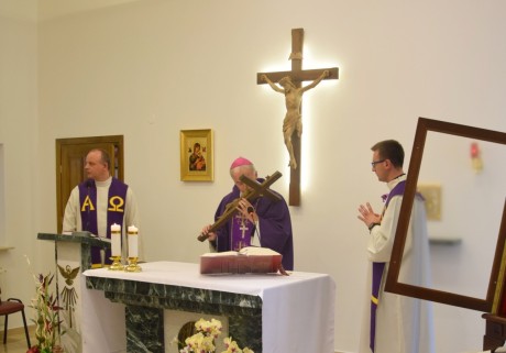 Słynny Krzyż Papieski dotrze na Białogon