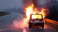 [FOTO] Pożar samochodu na S7