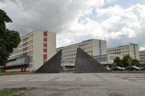 Odsłonięcie obelisku