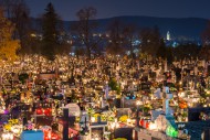 W 2021 więcej pogrzebów na cmentarzach komunalnych