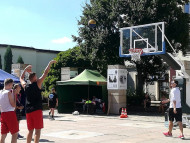 Streetball Kielce Cup 2020 rozegrany na Placu Artystów