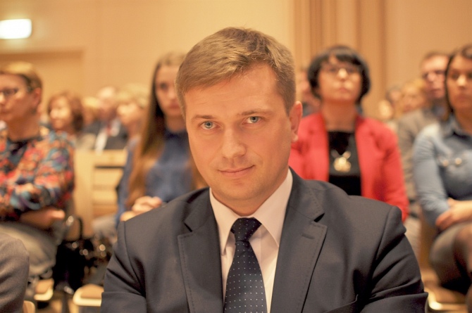 Bąk przewodniczącym