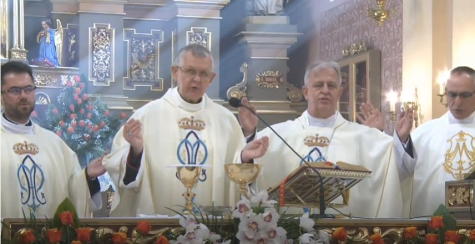 Arcybiskup Tomasz Peta podczas Pielgrzymki Róż Żywego Różańca: W trudnych wyzwaniach musimy być mocni