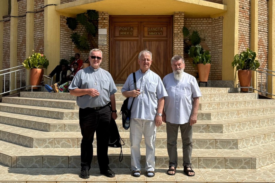 [FOTO] Biskup Jan Piotrowski: Kibeho to szczególne miejsce na mapie Rwandy z racji objawień maryjnych