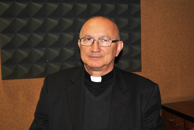 Wydarzenia religijne i kulturalne na Świętym Krzyżu