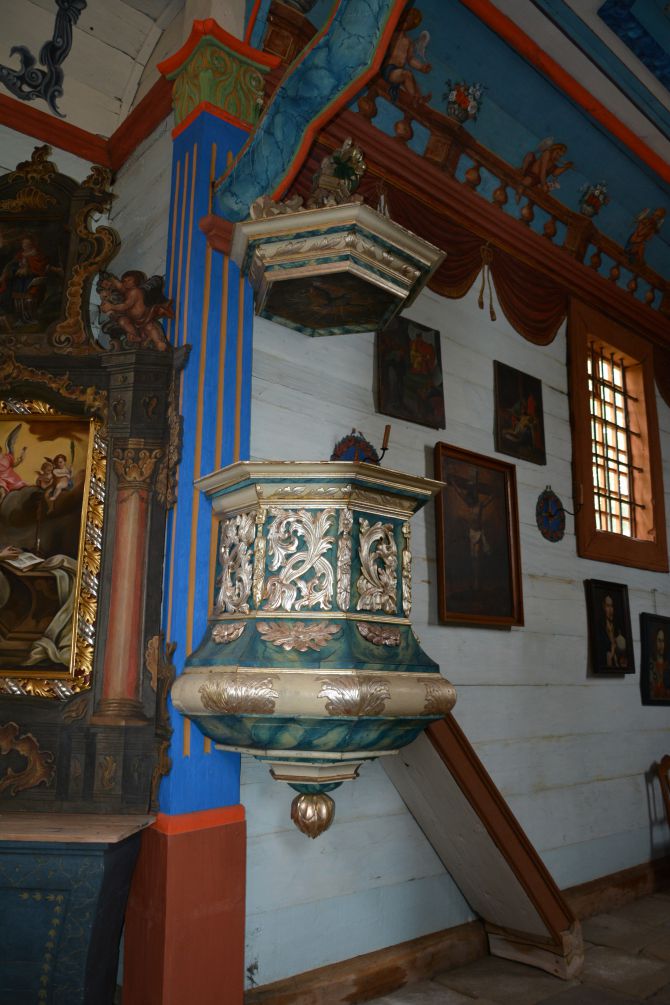 Trwają prace konserwatorskie przy kościele z Rogowa