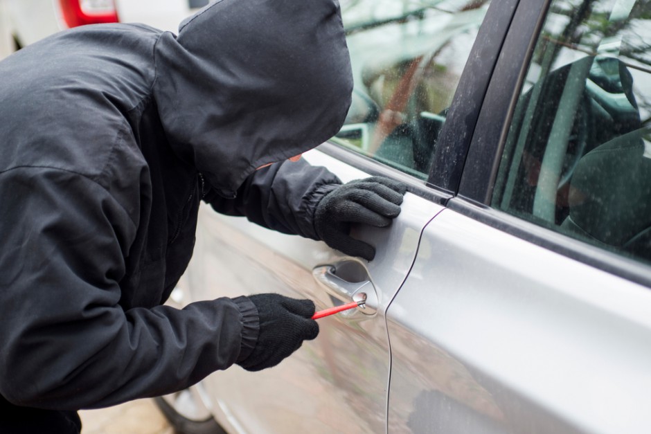 Kradzieże samochodów w województwie. Właściciele opli i peugeotów mogą być spokojni?