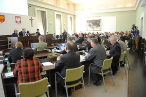 Afera na pierwszym miejscu? 