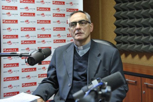 Ks. Cisowski: Przepraszamy za zachowanie niegodne księdza