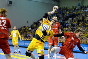 Vive zaczyna walkę o obronę trofeum