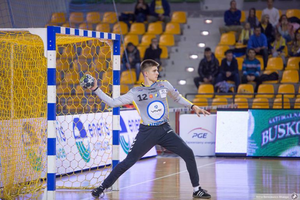 Wałach jedzie na konsultacje szkoleniową do...Szmala
