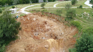 To już pewne, w Ogrodzie Botanicznym są jaskinie. Ewenement na skalę światową