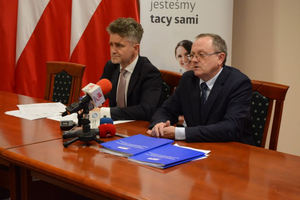 Pieniądze dla powiatów z PFRON-u. Podpisanie umów