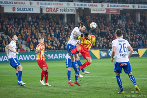 Koniec marzeń Korony o 