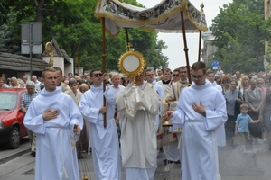 [VIDEO + FOTO] Bp Jan Piotrowski: Eucharystia - największa świętość