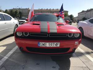 [VIDEO + FOTO] Absolutne klasyki motoryzacji na placu Wolności