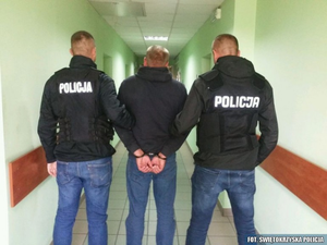 Sukces kieleckich policjantów. Zatrzymali dwóch poszukiwanych listami gończymi