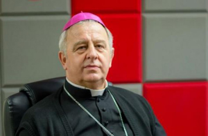 [AUDIO] Biskup Jan Piotrowski: Święty Jan Paweł II niósł światu radość