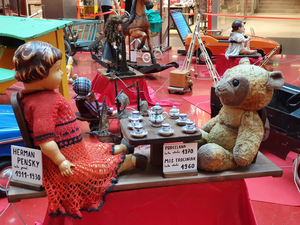 Zabawki sprzed lat można obejrzeć w Galerii 