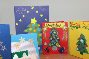 Napisz kartkę świąteczną do pacjentów hospicjum. Wyjątkowa akcja Caritas