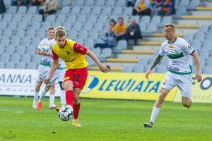 Korona chce namieszać w walce o awans