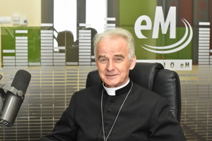 Biskup Marian Florczyk: Okazujmy naszą miłość wszystkim dzieciom
