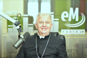 Biskup Jan Piotrowski: Poświęcenie Polski Sercu Pana Jezusa jest wielkim wydarzeniem