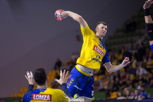Sensacyjna pierwsza połowa w Hali Legionów. Łomża Vive z planowym zwycięstwem