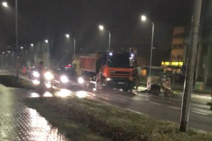 Mieszkańcy zirytowani nocnymi remontami na Sandomierskiej. MZD: Kończymy pracę po południu