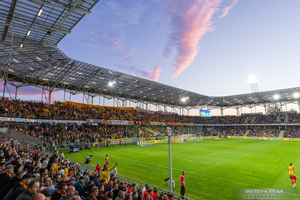 Najlepszy frekwencyjny start w historii Korony