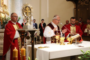 Za nami „Świętokrzyskie Nocne Czuwanie” Akcji Katolickiej na Świętym Krzyżu