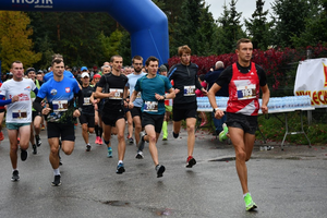 Blisko 300 osób na mecie jubileuszowej Kieleckiej Dychy