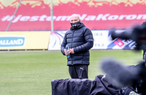 Bartoszek na minimalnym prowadzeniu w wyścigu o fotel burmistrza