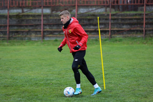 Piłkarze Korony trenują indywidualnie. Po powrocie, zgrupowanie