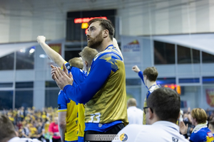 Wolff bronił świetnie, ale zszedł z kontuzją