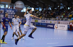 Mistrz brutalnie poskromił rozpędzoną rewelację