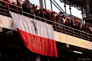 Wojskowe wsparcie z trybun podczas meczu z Jagiellonią