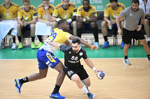 Męczarnie na początek. Sićko wykorzystał piłkę meczową, a Industria wygrała z Al-Najma