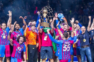 Hansen kończy karierę bez Ligi Mistrzów. Barcelona wygrała z Aalborgiem