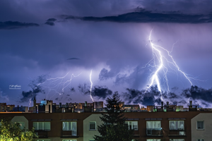 [AKTUALIZACJA] Synoptycy ostrzegają: Dzisiejsze burze mogą być podobne do tej niedzielnej