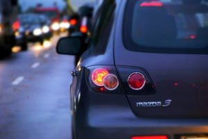 [LISTA] Tam bezpłatnie sprawdzisz oświetlenie w aucie