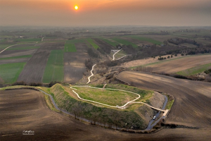 [FOTO] Grodzisko w Stradowie. Niezwykłe miejsce z pięknymi widokami
