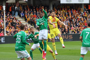 Piękna seria przerwana. Korona przegrywa „Świętą Wojnę”